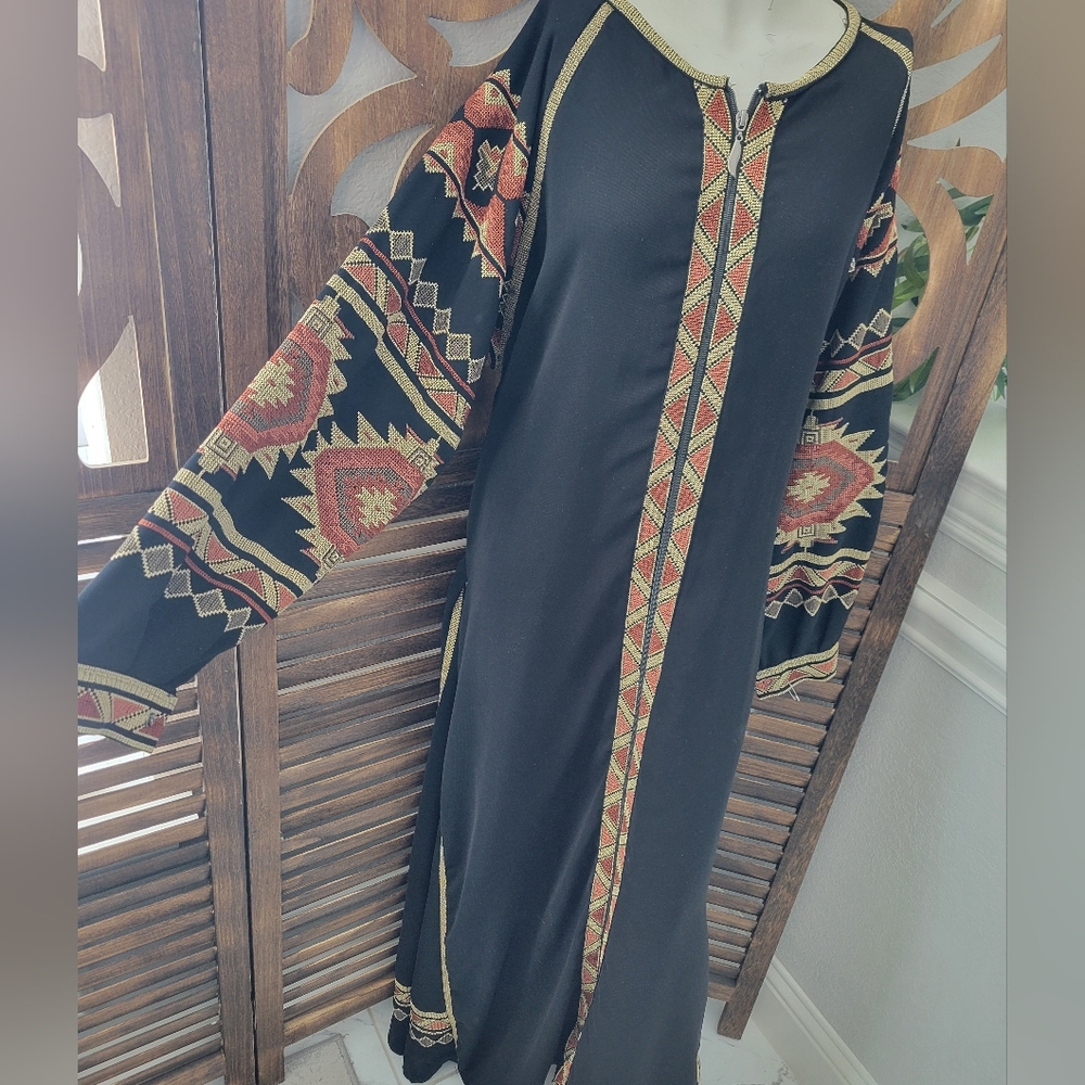 Abaya - image 1